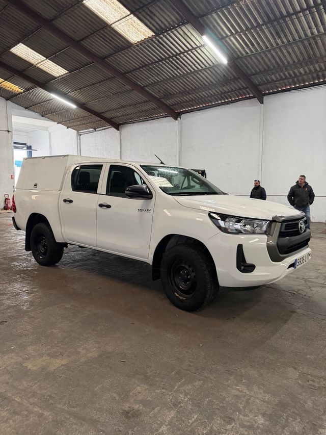 Toyota Hilux 2021