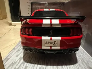 Ford Mustang Shelby GT500 1:18 Rojo