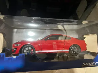 Ford Mustang Shelby GT500 1:18 Rojo