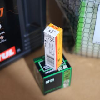 Kit Mantenimiento Aceite Motul NGEN7 10W-40