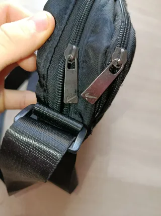 Riñonera Nike Pro Negra