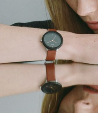 Reloj MAM Negro y Marrón Minimalista
