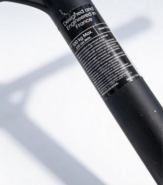 Patinete Oxelo Negro y Rojo