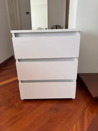 Comodino Ikea 3 cassetti bianco