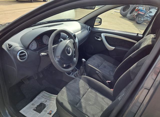 Dacia Sandero 2010