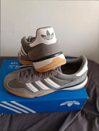 Adidas Gazelle Sala Gris Talla 37
