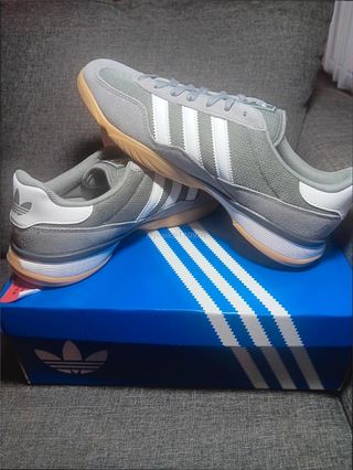 Adidas Gazelle Sala Gris Talla 37