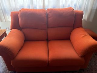 2 Sofás de tela rojos (3 y 2 plazas)