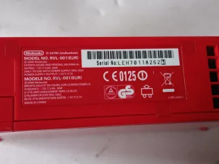 NINTENDO Wii Roja(sin mandos)
