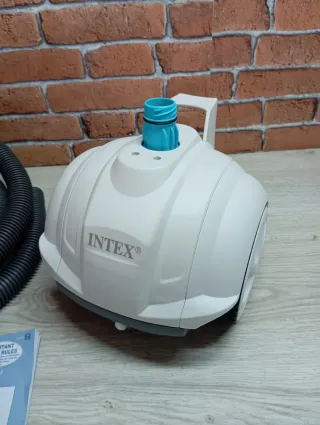 Robot Limpiafondos Intex Krystal C