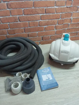 Robot Limpiafondos Intex Krystal C