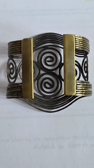 Brazalete Rígido Diseño Étnico