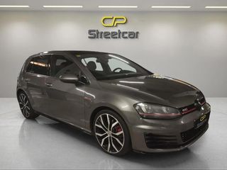 Volkswagen Golf GTI Performance 2.0 TSI 230CV DSG BMT