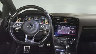 Volkswagen Golf GTI Performance 2.0 TSI 230CV DSG BMT