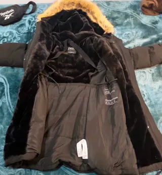 Abrigo Zara Piel Negro