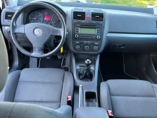Volkswagen Golf 2005