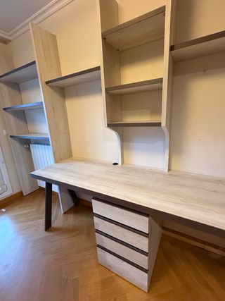 Litera infantil con escritorio y cajones