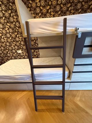 Litera infantil con escritorio y cajones