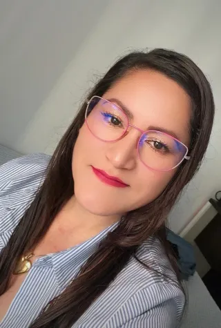 Busco trabajo de limpieza o cuidadora como interna