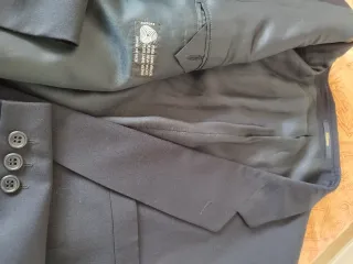 Americana de caballero azul marino