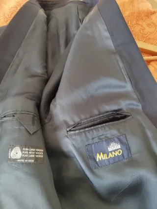 Americana de caballero azul marino