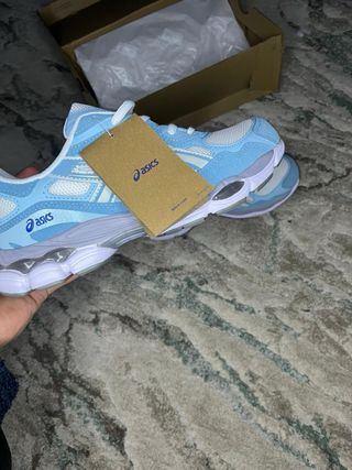 Asics Gel NYC Azul y Blanco