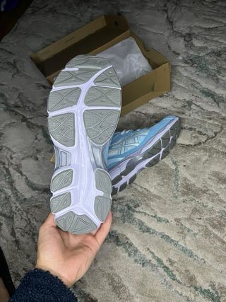 Asics Gel NYC Azul y Blanco