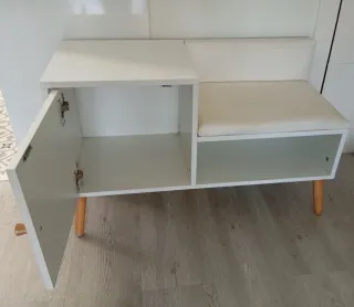 Banco recibidor con almacenaje y asiento