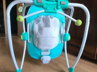 Hamaca Bright Starts vibradora para bebé