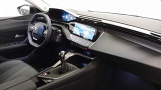 PEUGEOT 308 ALLURE PK 1.2 PTECH 130CV MANUAL 2025