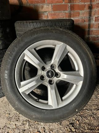 Llantas Ford Mustang