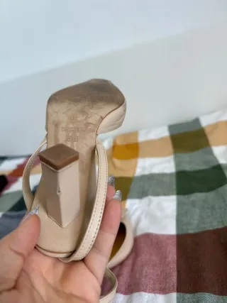 Zapatos destalonados Purificación García beige 37