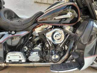 Harley Davidson Electra Glide Ultra Classic Negra