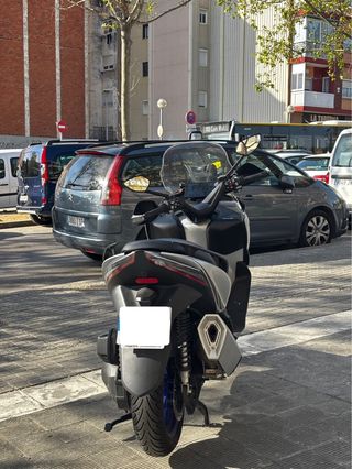 Zontes 368 E 2025 Maxi Scooter 5000km