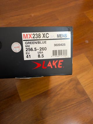 NUEVAS Zapatillas LAKE MX238 XC talla 41