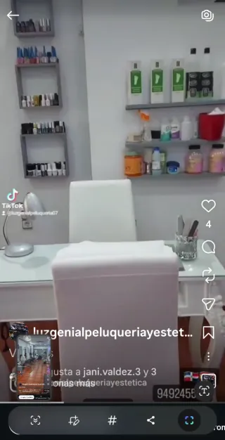 Mobiliario de Peluquería Completo