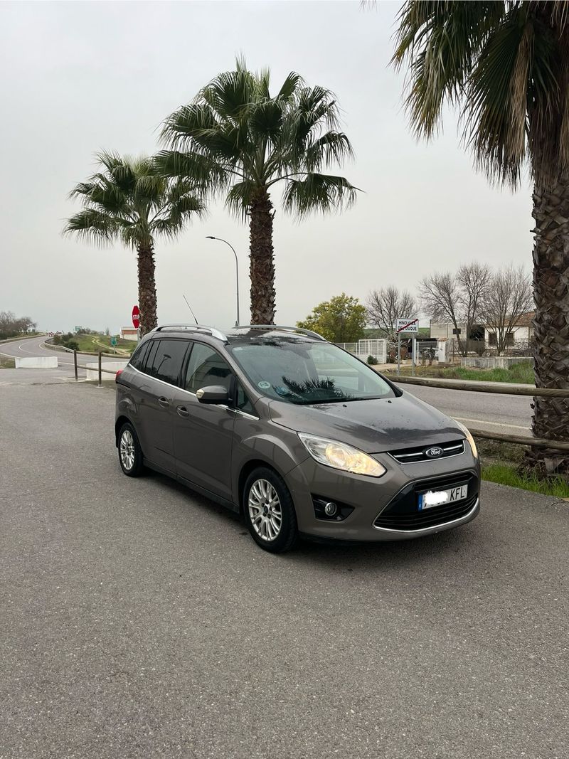 Ford Grand C-Max 1.6 TDCi Titanium 2013