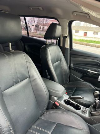 Ford Grand C-MAX 2013