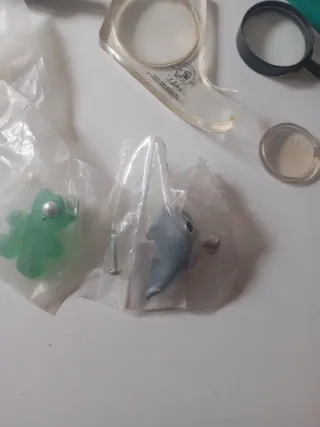 Lote de antigüedades y coleccionables