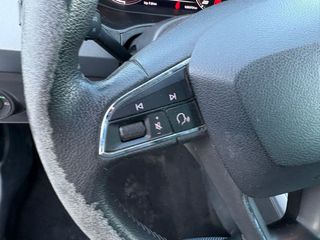 DESDE 215€ AL MES SIN ENTRADA SEAT ARONA BLANCO