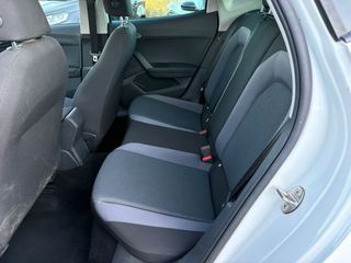 DESDE 215€ AL MES SIN ENTRADA SEAT ARONA BLANCO