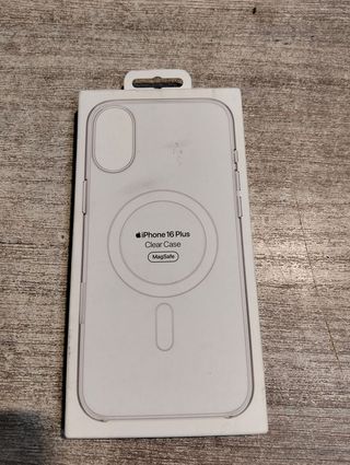 Apple Funda transparente con MagSafe para el iPhone 16 Plus