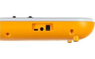 Teclado Oqan QKB320R con Altavoces