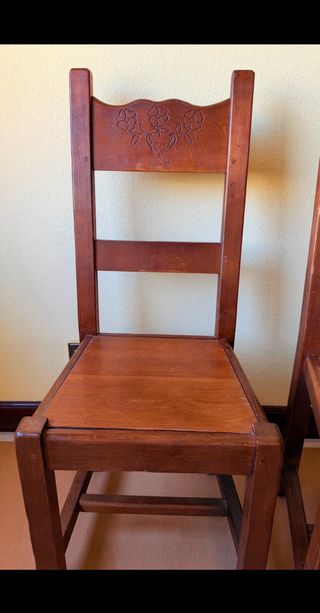 Mesa redonda roble extensible + 6 sillas a juego