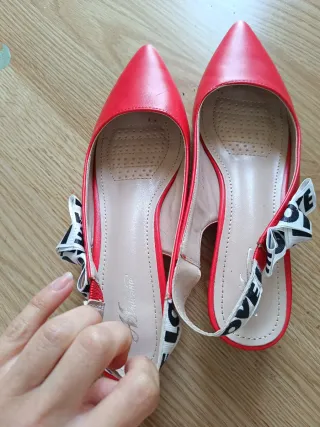 Zapatos de tacón Mulanka rojos talla 40