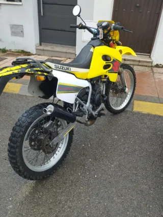 Suzuki RMX 50cc Enduro Amarillo