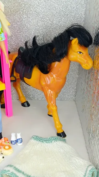 Barbie granjera con accesorios