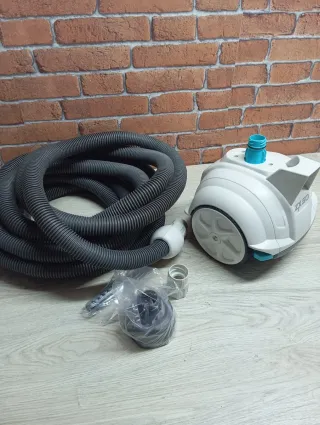 Robot Limpiafondos Piscina Intex Krystal