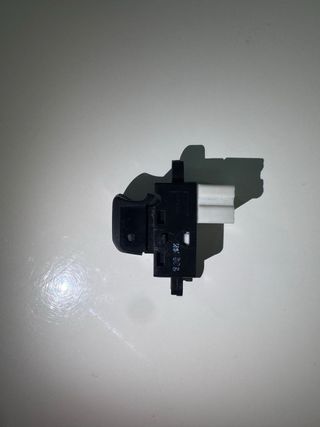 Botón Elevalunas Nissan Micra K13 Copiloto