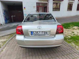 Toyota Avensis 2006
